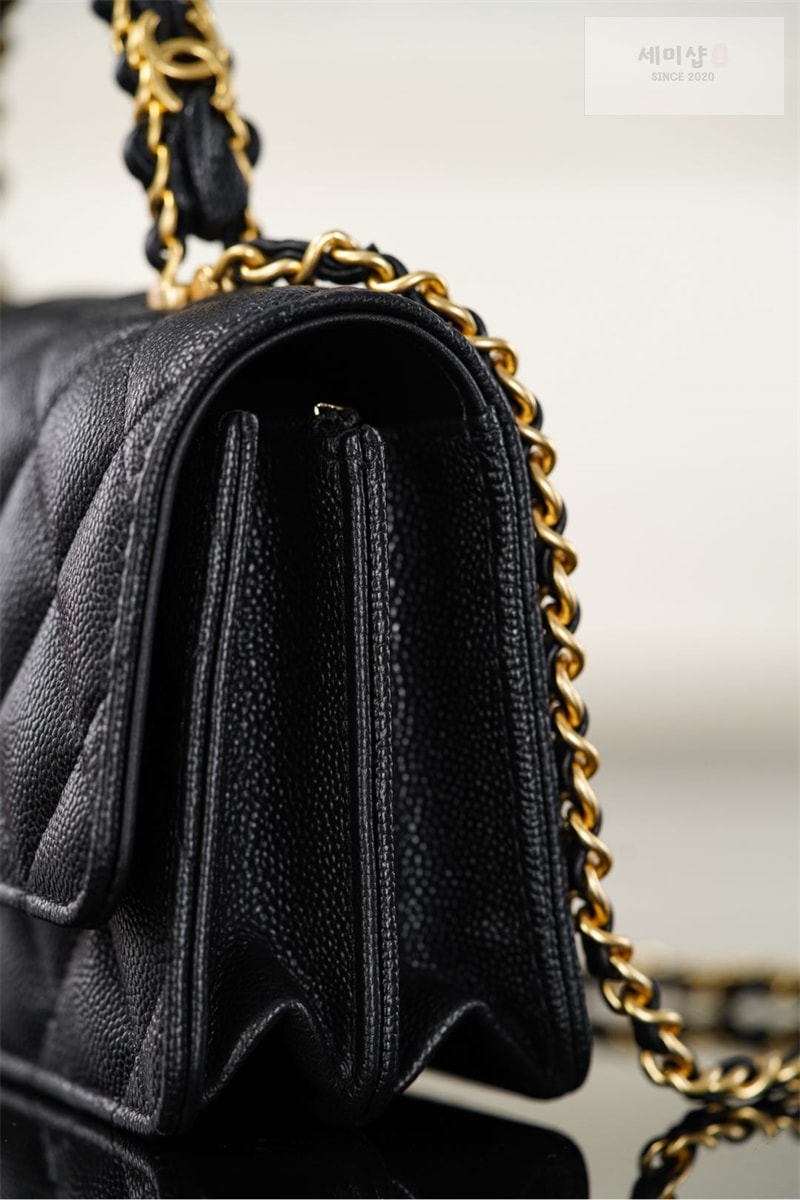 C H A N E L 샤넬 25B 클래식 탑핸들 체인백 캐비어 골드메탈 블랙 블랙 Bag 12번 이미지
