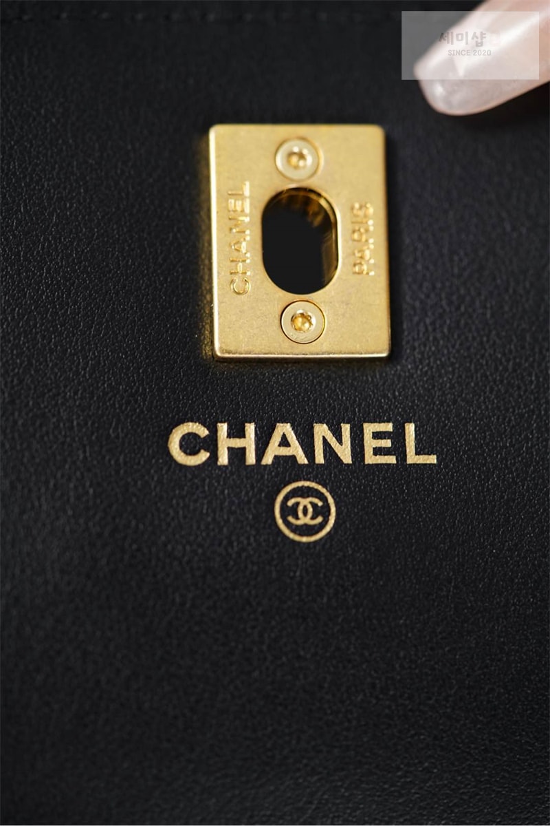 C H A N E L 샤넬 25B 클래식 탑핸들 체인백 캐비어 골드메탈 블랙 블랙 Bag 14번 이미지