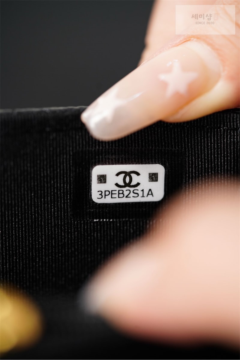 C H A N E L 샤넬 25B 클래식 탑핸들 체인백 캐비어 골드메탈 블랙 블랙 Bag 17번 이미지