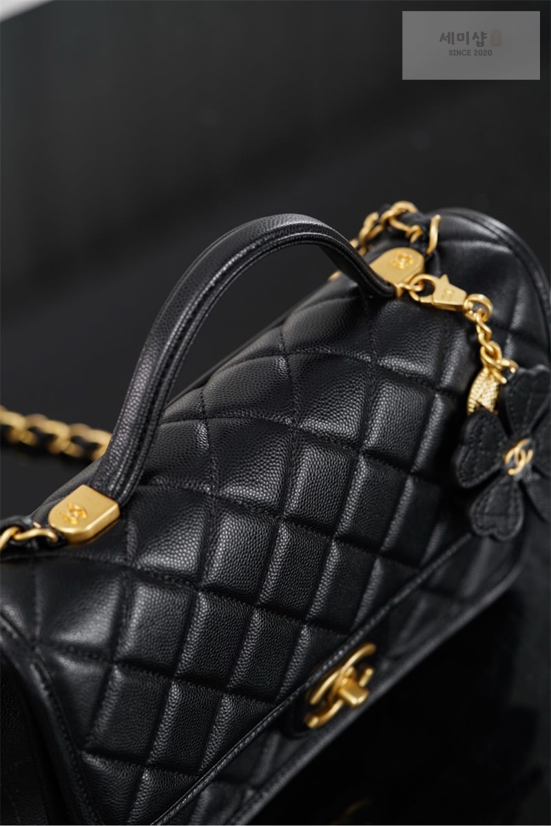 C H A N E L 샤넬 25B 탑핸들 클래식 플랩백 클로버 블랙 Bag 18번 이미지