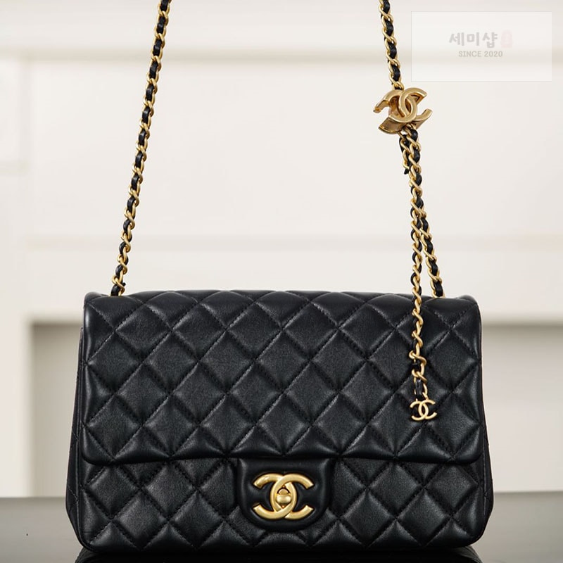 C H A N E L 샤넬 25B CC로고 클래식 플랩 라지 백 블랙 Bag 11번 이미지
