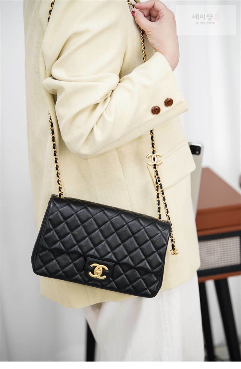 C H A N E L 샤넬 25B CC로고 클래식 플랩 라지 백 블랙 Bag 17번 이미지