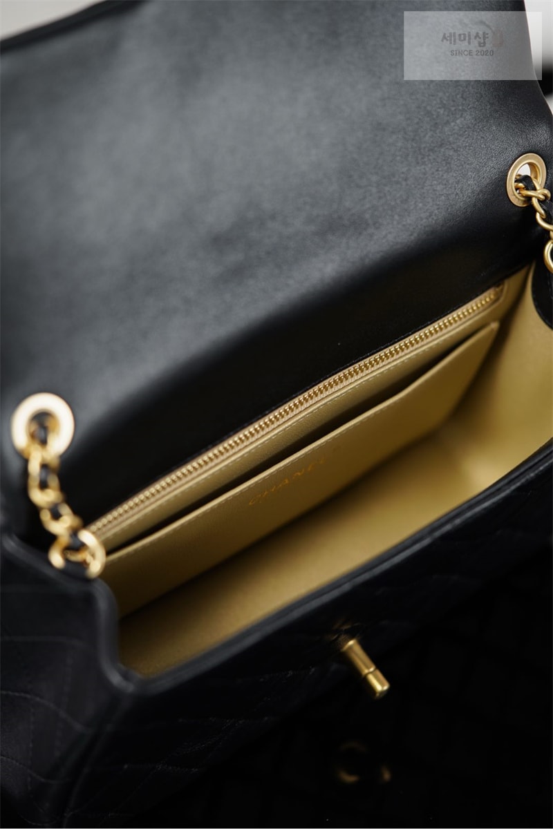 C H A N E L 샤넬 25B CC로고 클래식 플랩 라지 백 블랙 Bag 4번 이미지