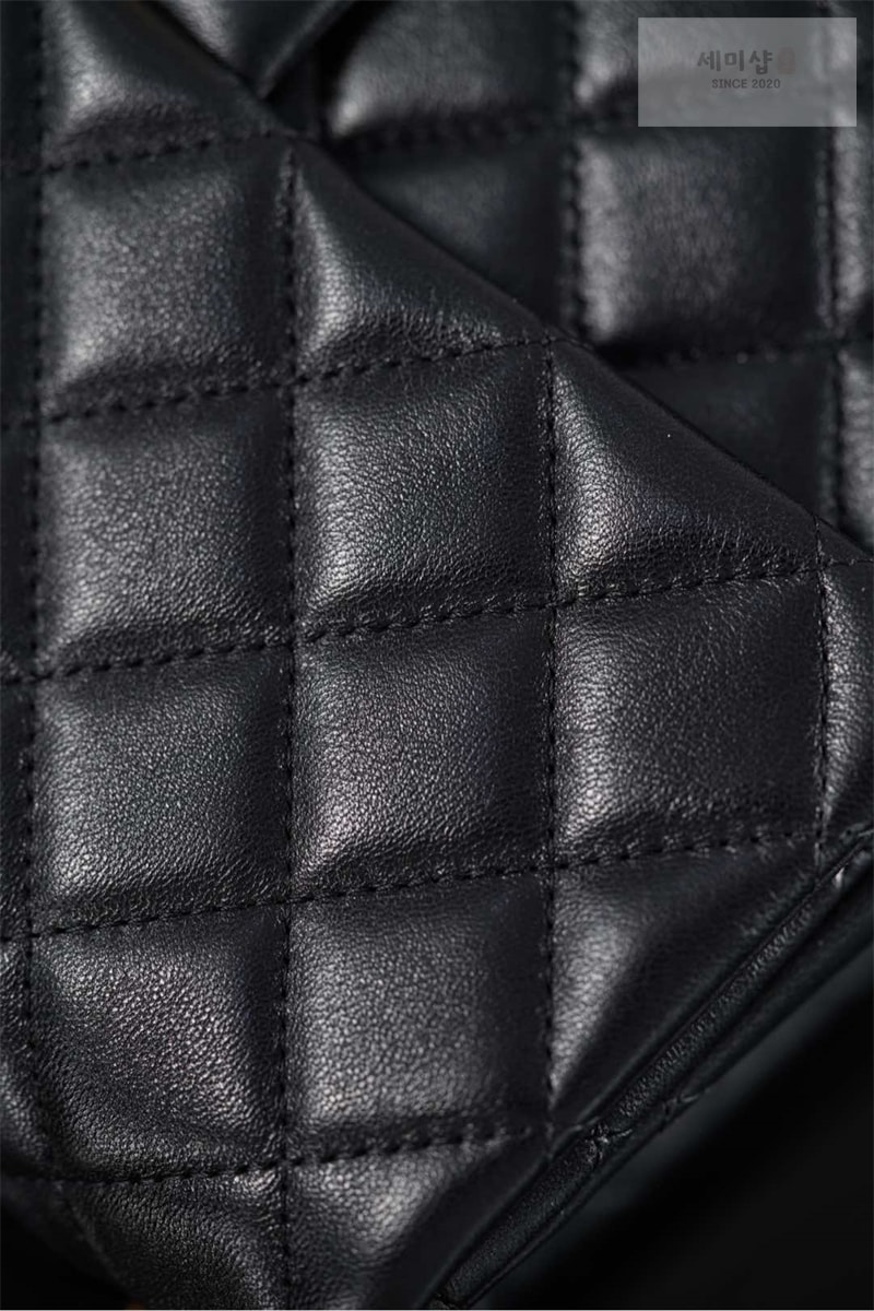 C H A N E L 샤넬 25B CC로고 클래식 플랩 라지 백 블랙 Bag 22번 이미지