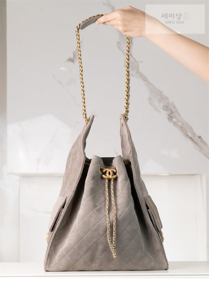 C H A N E L 샤넬 25C 스웨이드 호보 버킷백 라지 다크그레이 Bag 5번 이미지