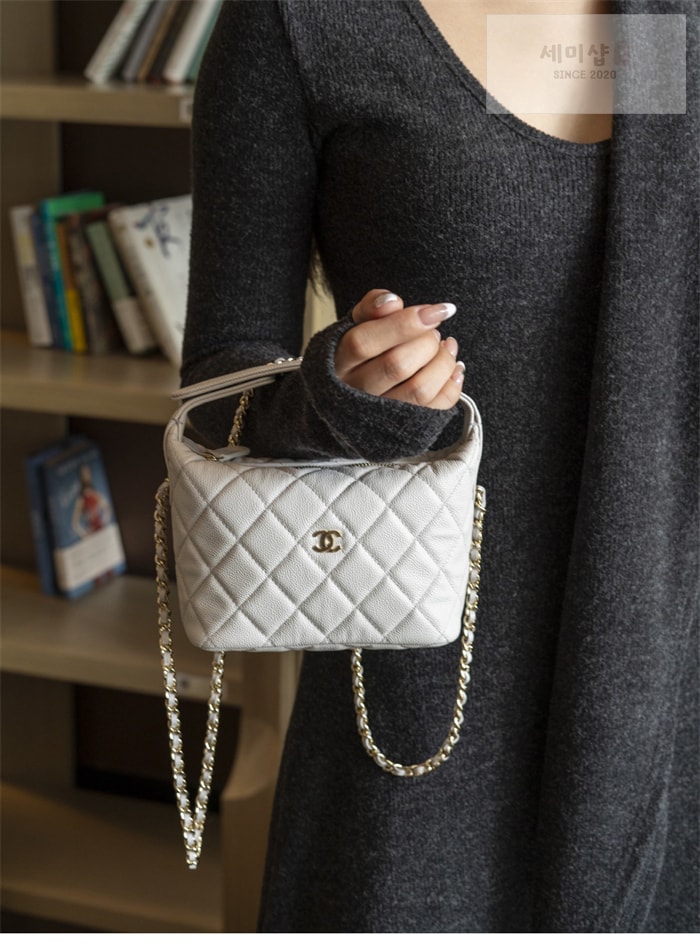 C H A N E L 샤넬 25C HAAS 호보 백 레플리카 19번 이미지 - Bag | 세미샵 레플리카 사이트