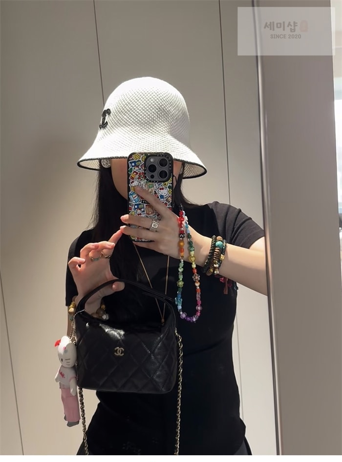 C H A N E L 샤넬 25C HAAS 호보 백 블랙 Bag 20번 이미지