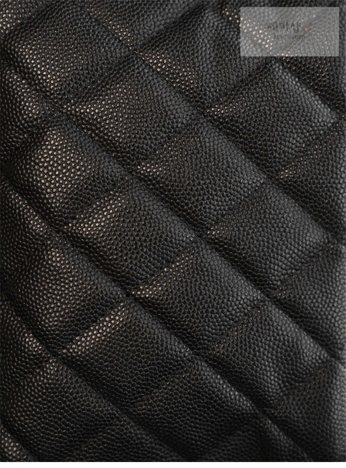 C H A N E L 샤넬 25C HAAS 호보 백 블랙 Bag 4번 이미지