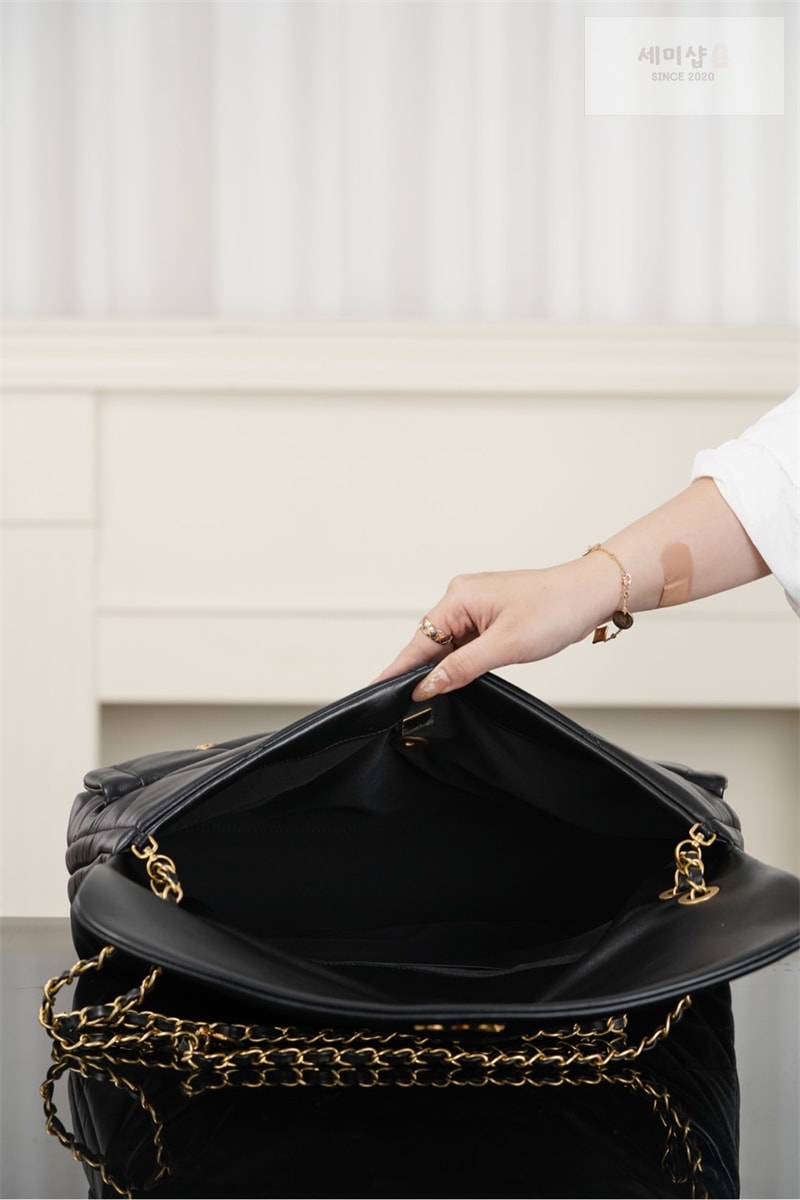 샤넬 샤넬 25K 투 포켓 맥시 플랩백 레플리카 5번 이미지 - Bag | 세미샵 레플리카 사이트