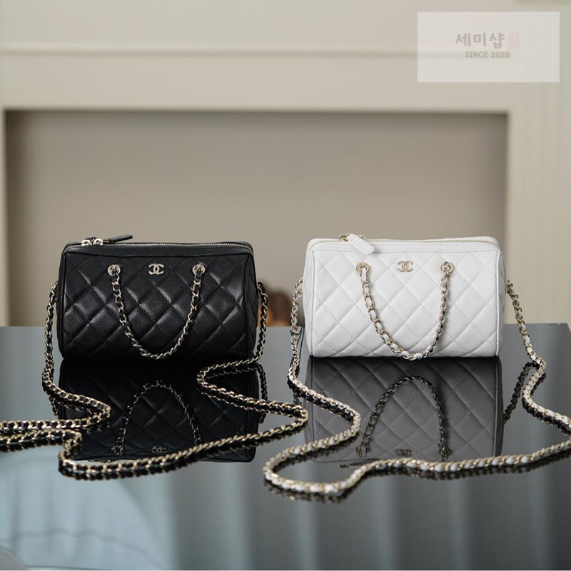 C H A N E L 샤넬 25P 체인 미니백 골드메탈 블랙 Bag 18번 이미지
