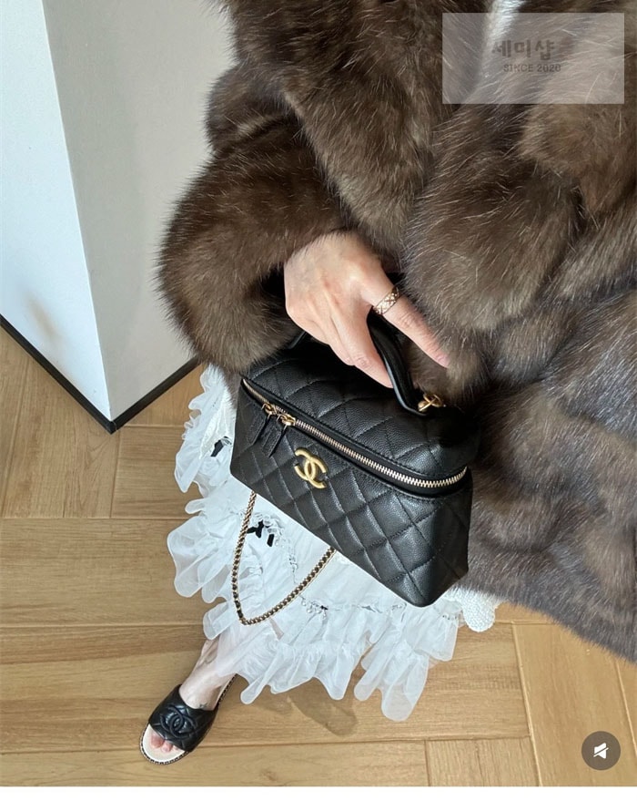 C H A N E L 샤넬 25P 탑핸들 베니티백 블랙 Bag 8번 이미지