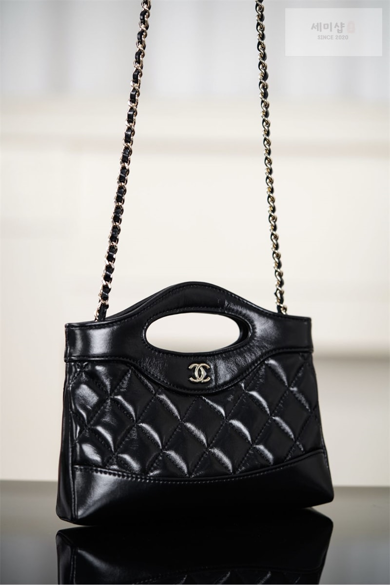 C H A N E L 샤넬 25P 31 나노 쇼핑 백 블랙 블랙 Bag 18번 이미지