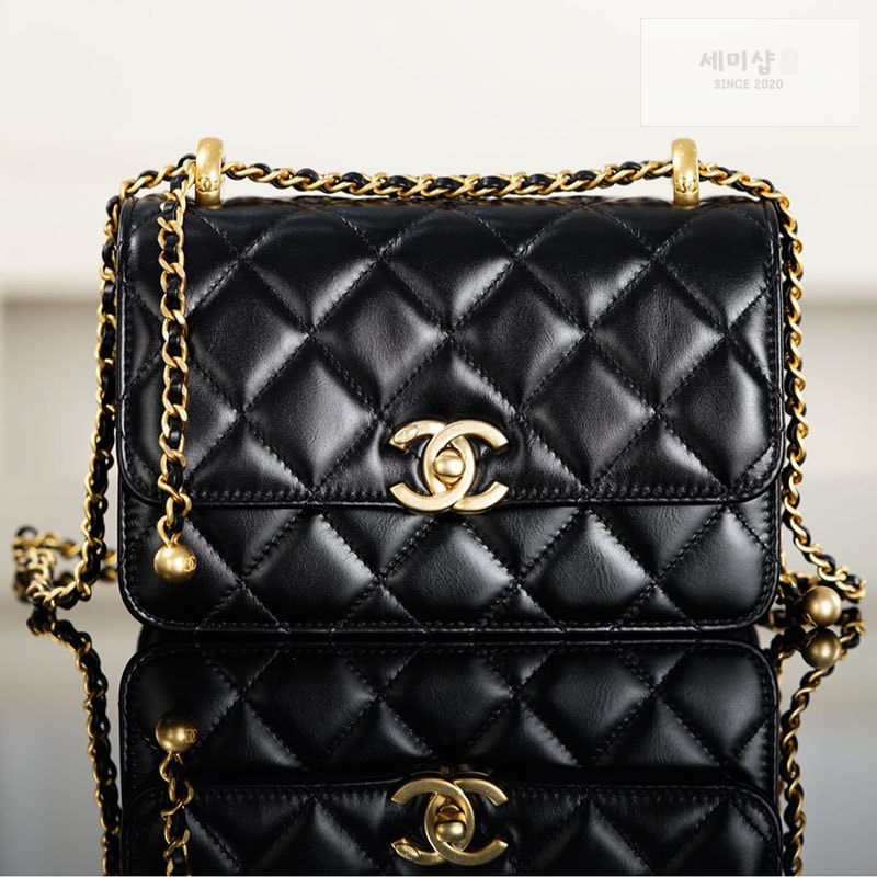 샤넬 샤넬 25S 미니 체인 플랩백 골드메탈 블랙 블랙 Bag 3번 이미지
