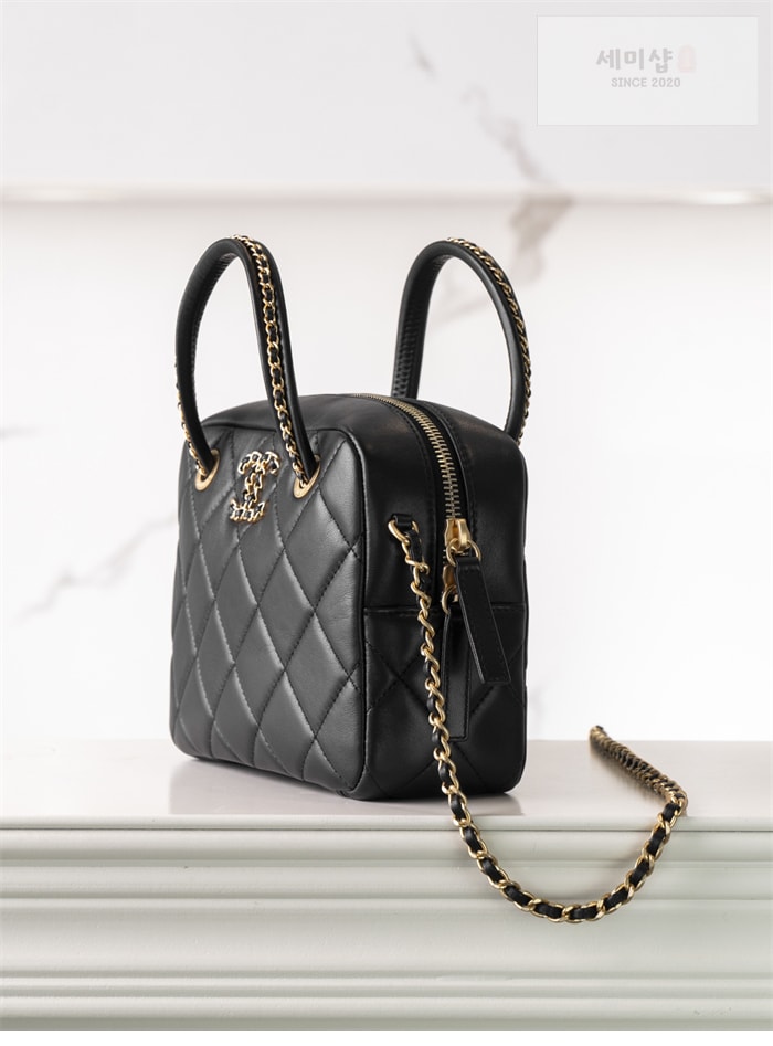C H A N E L 샤넬 25c 골드 메탈 탑핸들 볼링백 블랙 Bag 3번 이미지