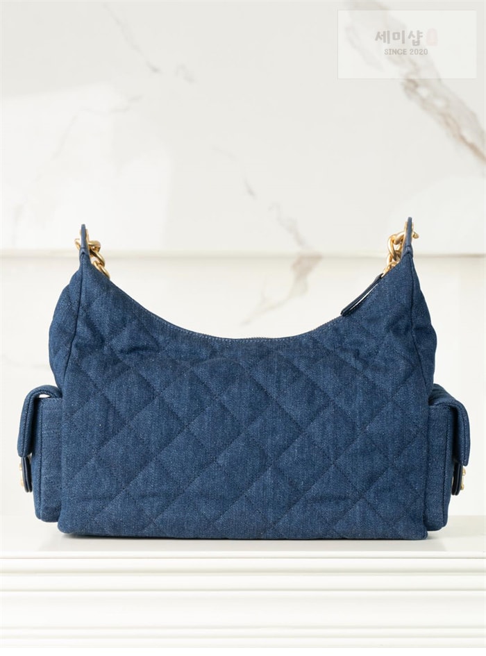 C H A N E L 샤넬 25c 맥시 호보백 진네이비 Bag 19번 이미지