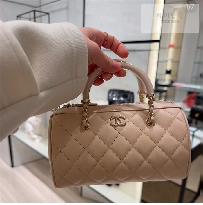 C H A N E L 샤넬 25c 체인 미니 볼링백 베이지 Bag 4번 이미지