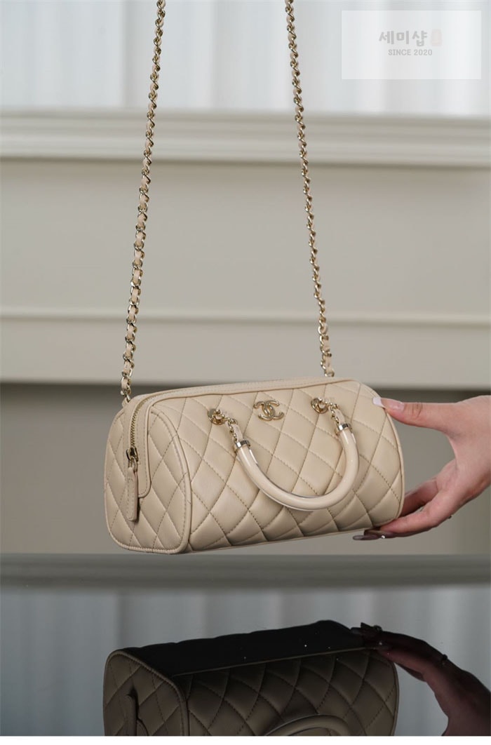 C H A N E L 샤넬 25c 체인 미니 볼링백 베이지 Bag 11번 이미지