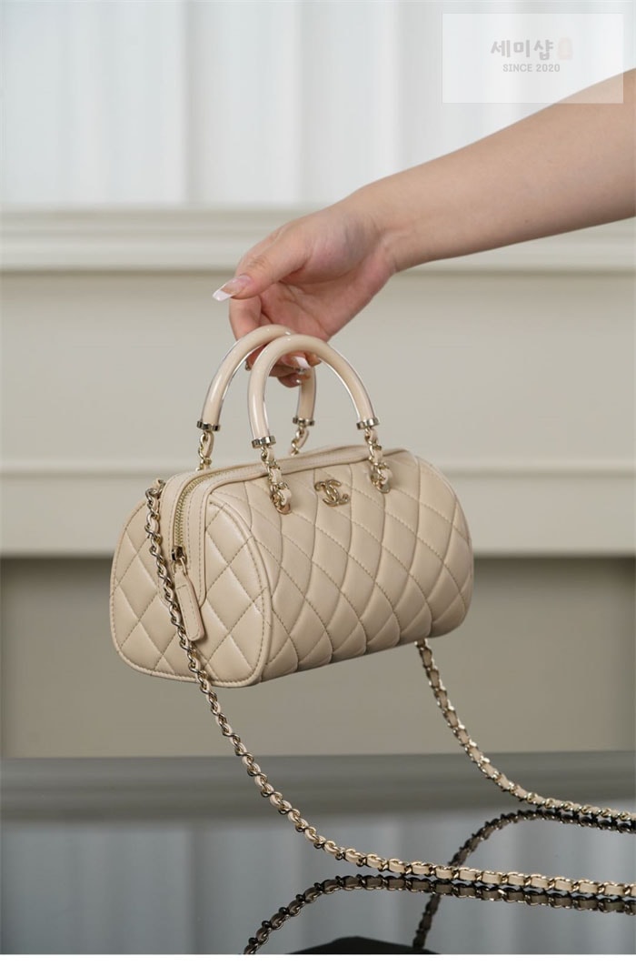 C H A N E L 샤넬 25c 체인 미니 볼링백 베이지 Bag 6번 이미지
