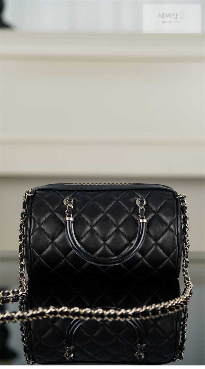 C H A N E L 샤넬 25c 체인 미니 볼링백 블랙 Bag 1번 이미지