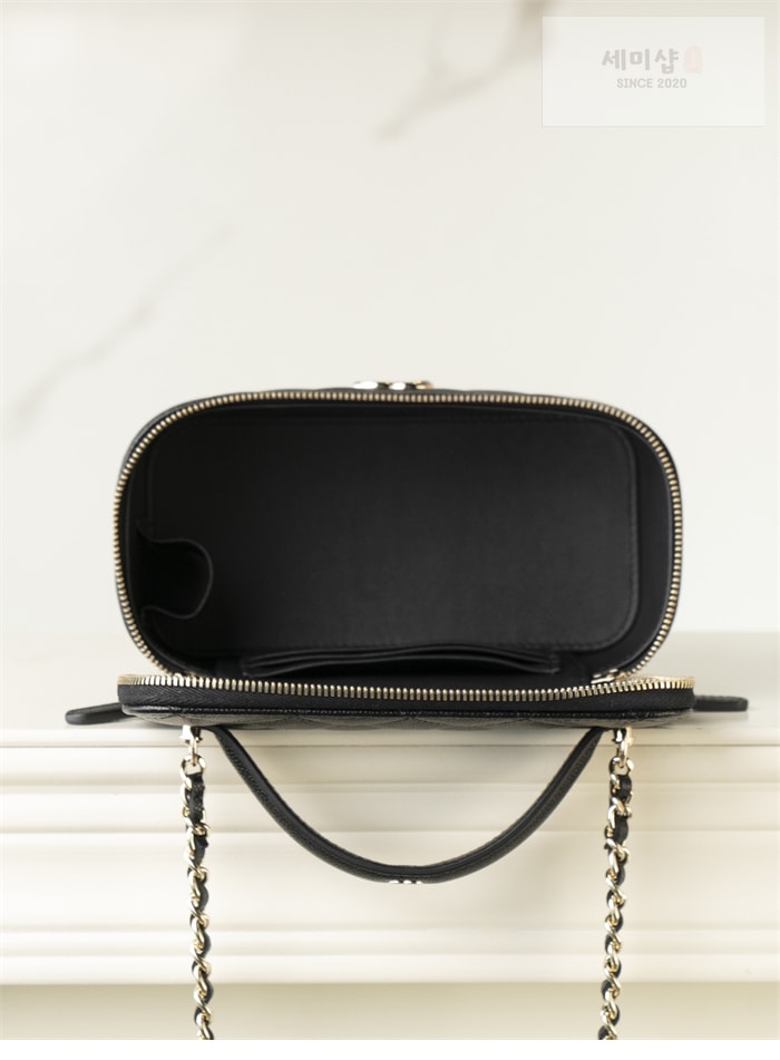 C H A N E L 샤넬 25c 탑핸들 베니티백 2 Color 블랙 Bag 19번 이미지