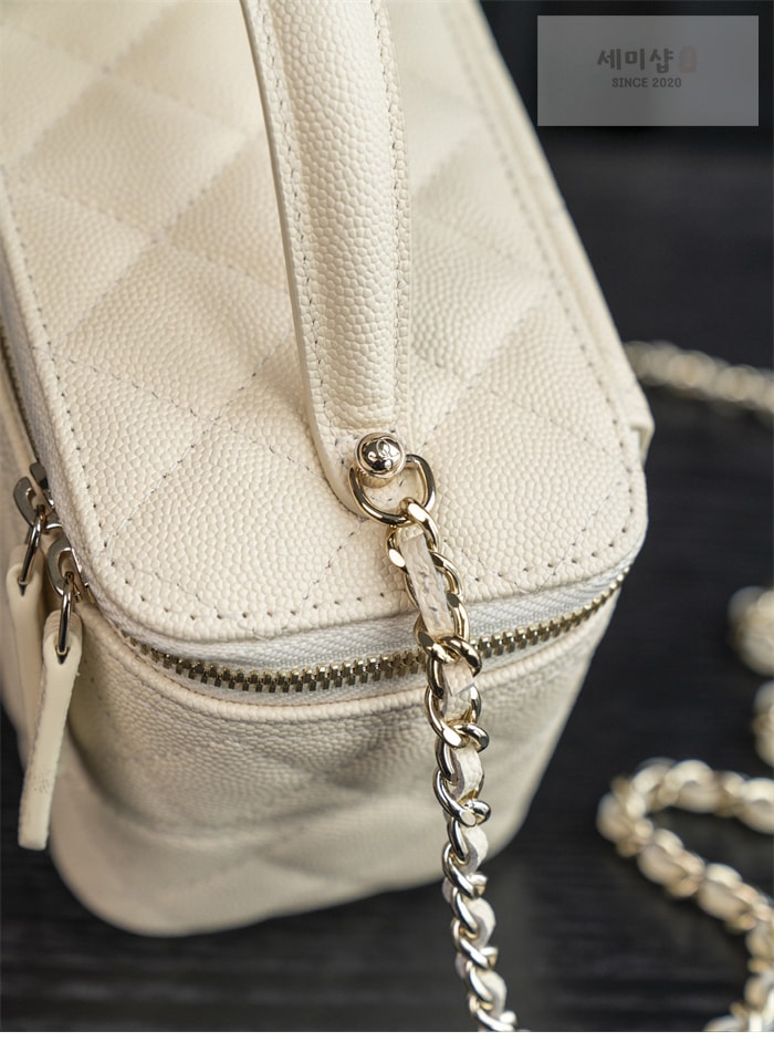 C H A N E L 샤넬 25c 탑핸들 베니티백 2 Color 블랙 Bag 16번 이미지
