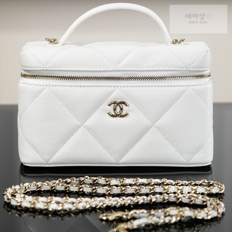 C H A N E L 샤넬 25k 직사각 베니티 케이스 캐비어 골드 메탈 화이트 화이트 Bag 12번 이미지
