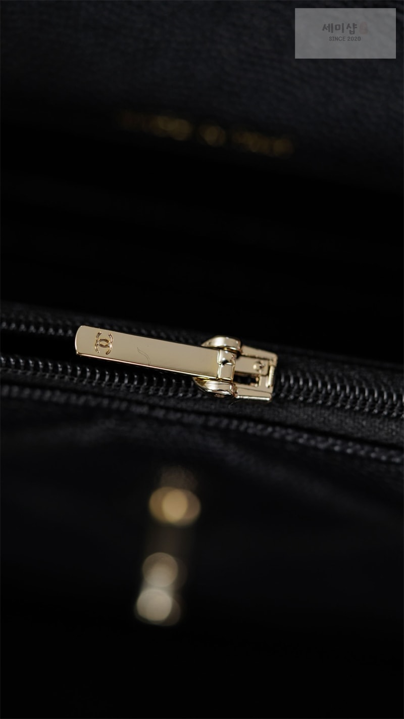 C H A N E L 샤넬 25k 탑 핸들 체인 백팩 블랙 Bag 15번 이미지