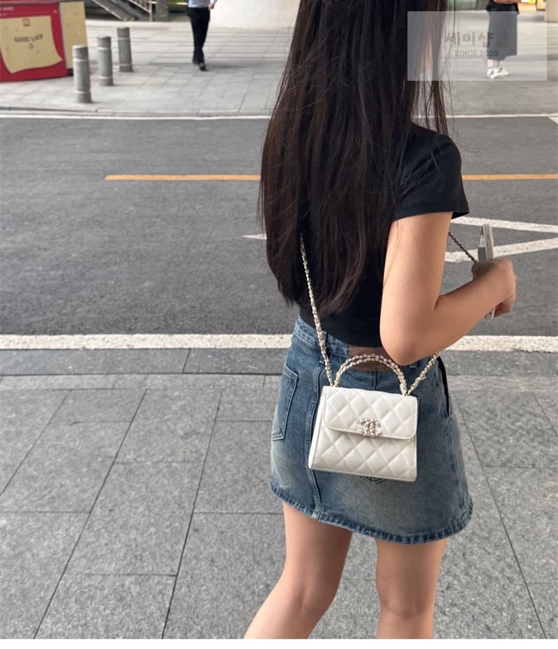 C H A N E L 샤넬 25s 켈리 탑핸들 체인 크로스 백 화이트 화이트 Bag 14번 이미지