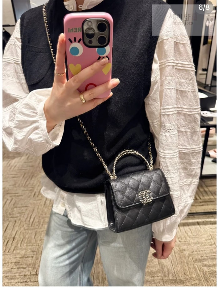 C H A N E L 샤넬 25s 탑핸들 켈리 미니 플랩 백 블랙 Bag 7번 이미지