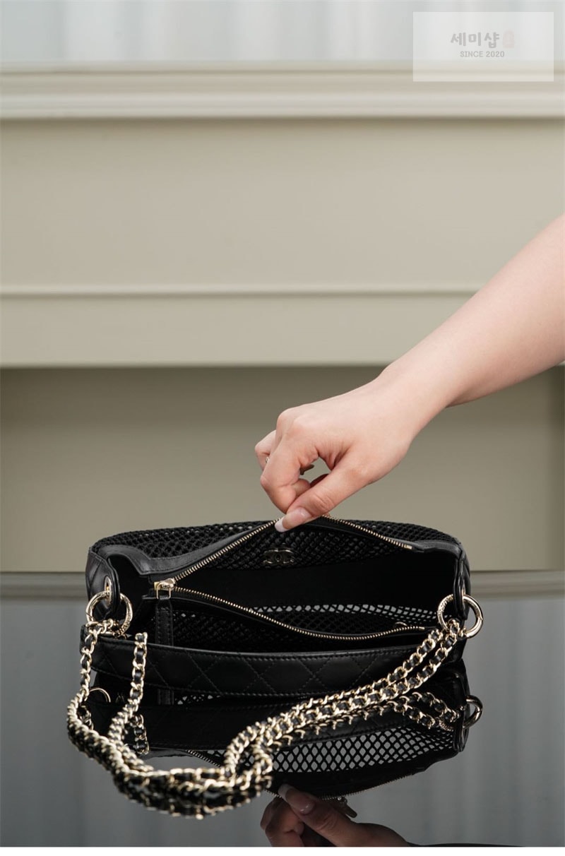 C H A N E L 샤넬 25ss 메시 골드메탈 체인 미니 백 블랙 Bag 16번 이미지