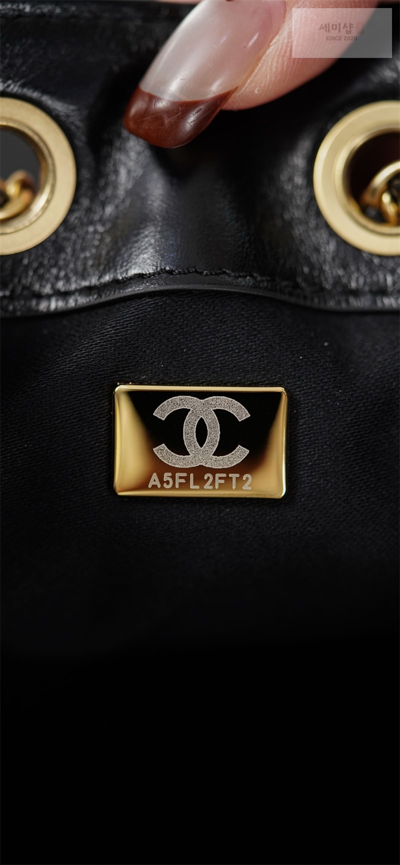 샤넬 샤넬 26C 25백 미니 블랙 골드메탈 레플리카 17번 이미지 - Bag | 세미샵 레플리카 사이트