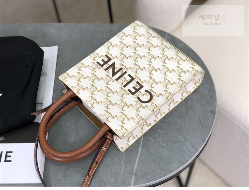 셀린느 셀린느 미니 버티컬 카바스 토트백 트리옹프 캔버스 194372 탄 Bag 11번 이미지
