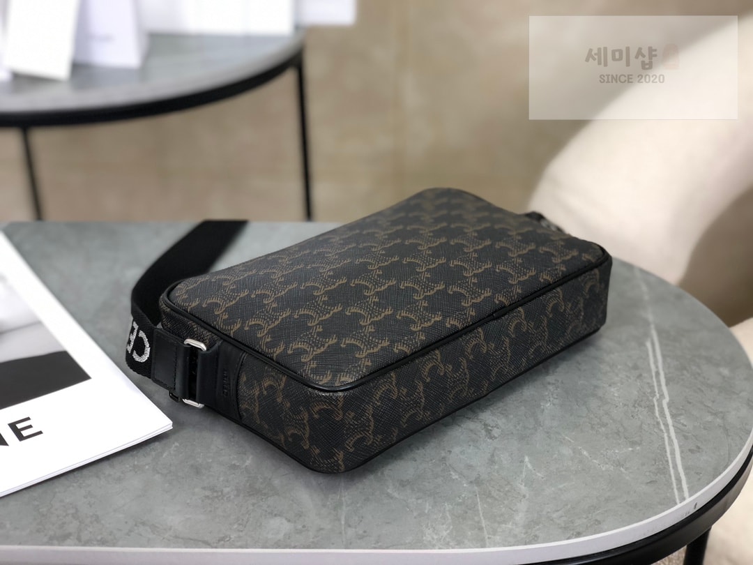 C E L I N E 셀린느 미디움 메신저백 트리오페 캔버스 Bag 4번 이미지