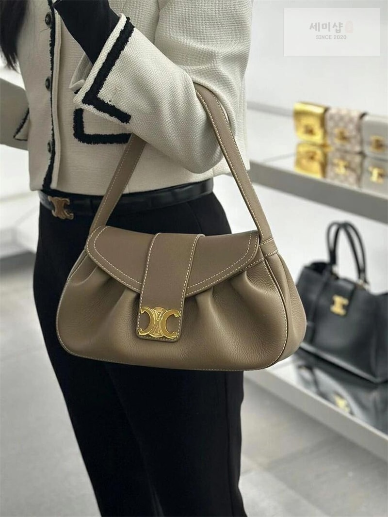 C E L I N E 셀린느 미디엄 폴리 숄더백 115633 브라운 Bag 13번 이미지