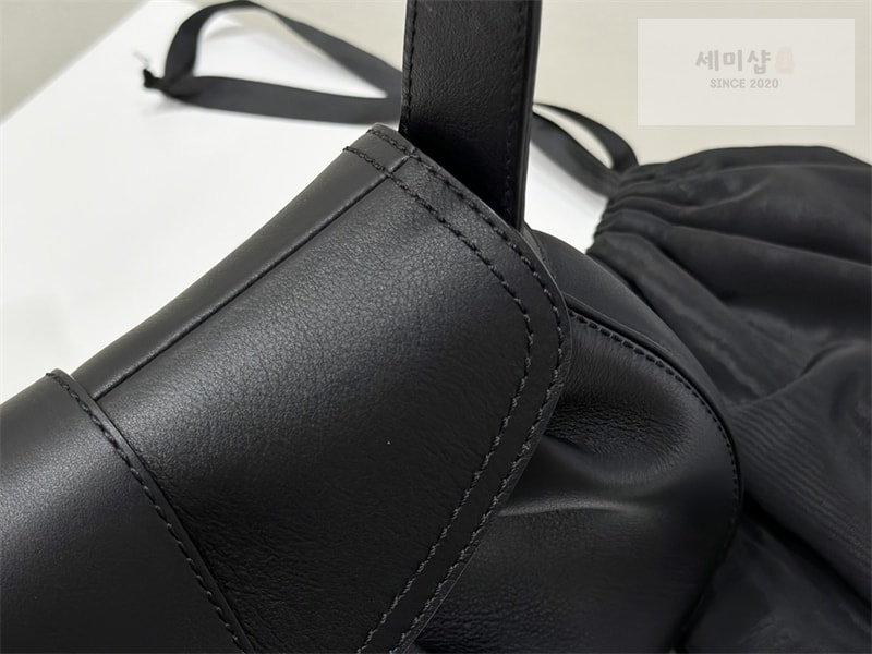 C E L I N E 셀린느 미디엄 폴리 숄더백 115633 브라운 Bag 32번 이미지