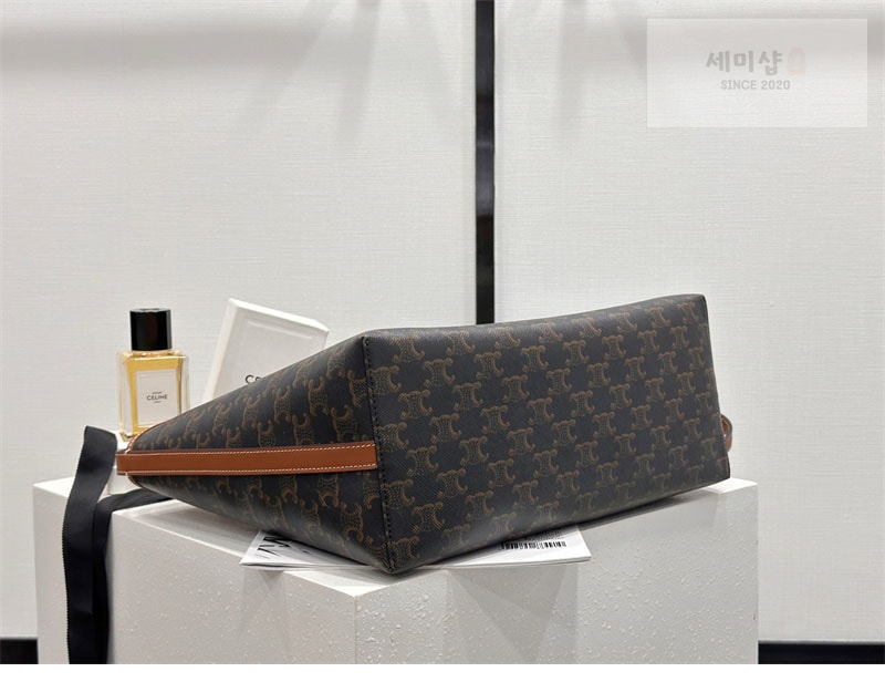 C E L I N E 셀린느 소프트 쇼퍼백 트리옹프 캔버스 탄 123912 Bag 11번 이미지