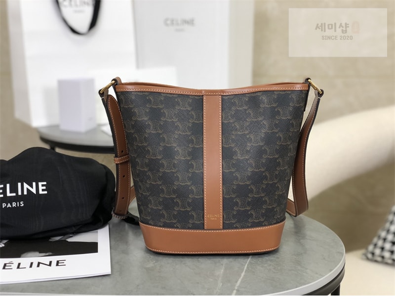 셀린느 셀린느 스몰 버킷백 트리옹프 캔버스 탄 191442 Bag 6번 이미지