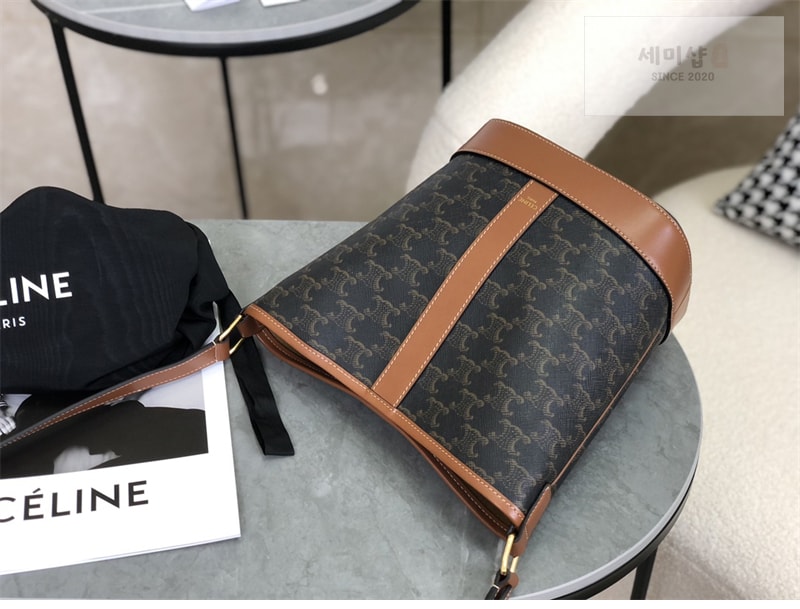 셀린느 셀린느 스몰 버킷백 트리옹프 캔버스 탄 191442 Bag 15번 이미지