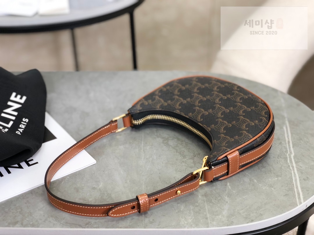 C E L I N E 셀린느 트래오페 캔버스 미니 아바 트리오페 캔버스 Bag 8번 이미지