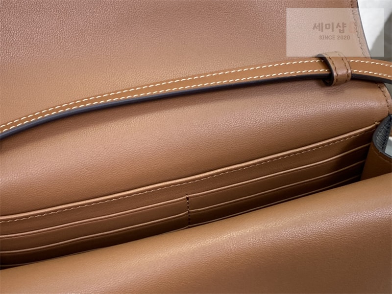 셀린느 셀린느 월렛 온 스트랩 크로스백 트리옹프 캔버스 10D852 Bag 5번 이미지