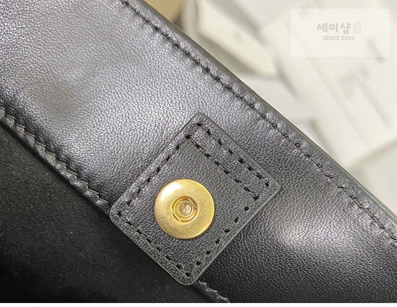 셀린느 셀린느 퀴르 트리옹프 버킷 숄더백 198243 블랙 Bag 15번 이미지