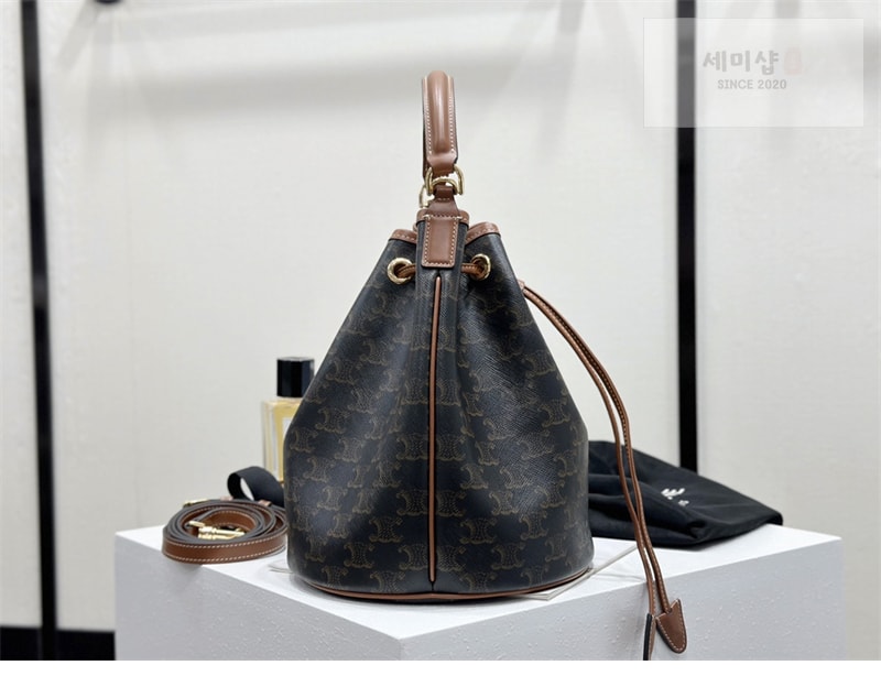 C E L I N E 셀린느 클라라 버킷백 트리옹프 캔버스 116882 Bag 3번 이미지