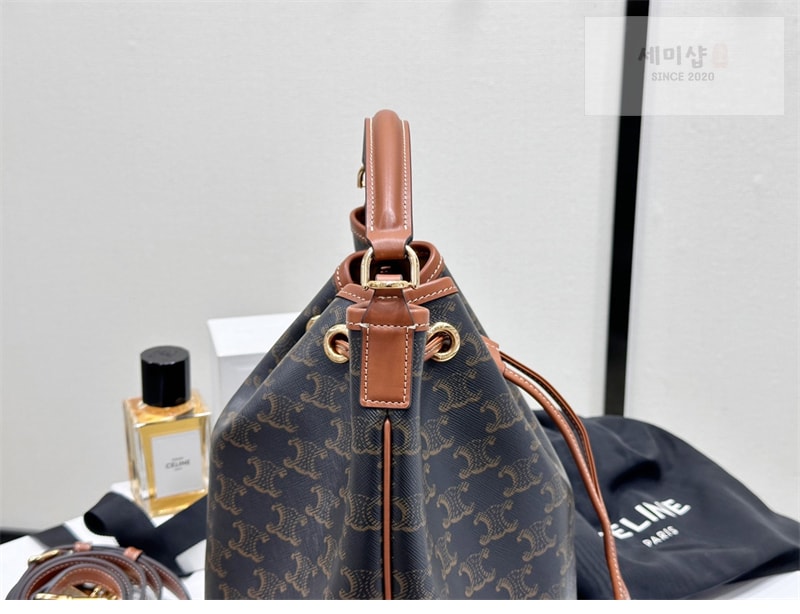 C E L I N E 셀린느 클라라 버킷백 트리옹프 캔버스 116882 Bag 13번 이미지