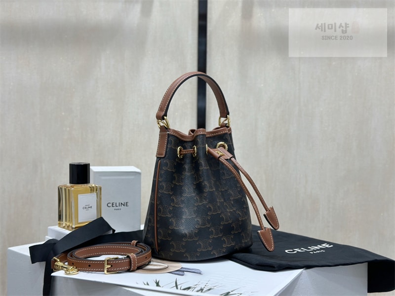 셀린느 셀린느 틴 클라라 백 트리옹프 캔버스 121672 Bag 14번 이미지