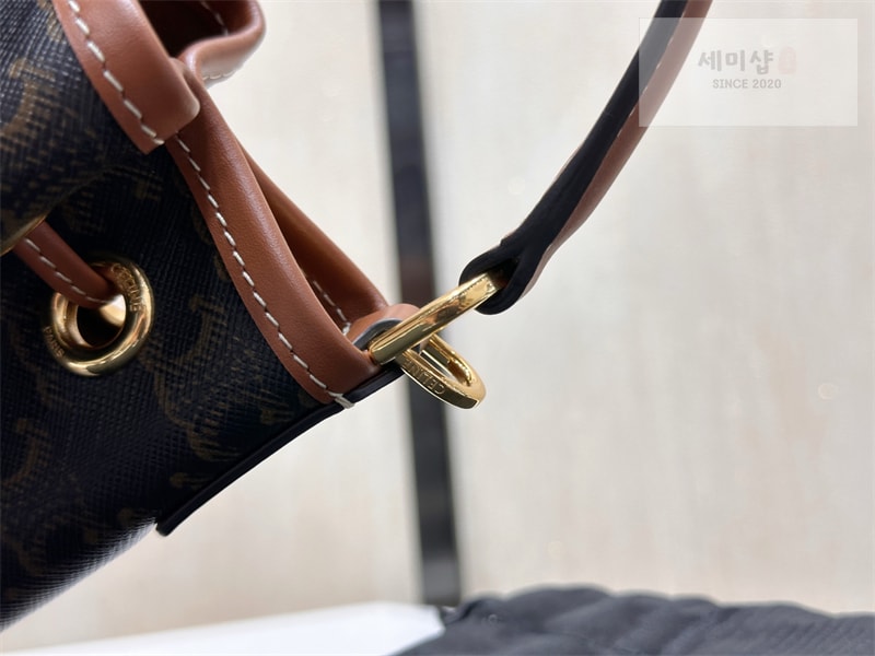 셀린느 셀린느 틴 클라라 백 트리옹프 캔버스 121672 Bag 9번 이미지