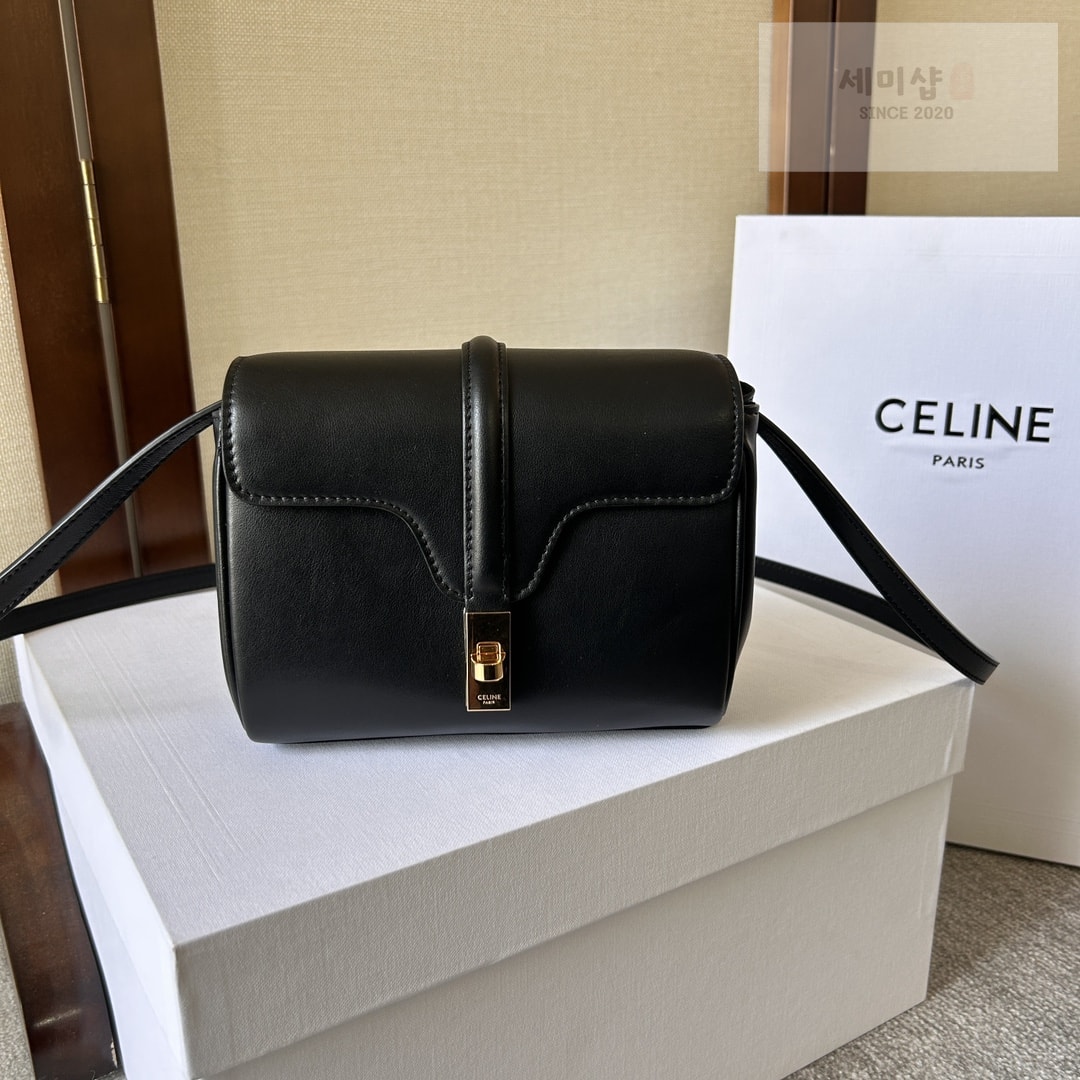C E L I N E 셀린 소프트 16 미니 스무드 카프 숄더백 18*12.5*6CM “2COLOR” BLACK Bag 1번 이미지