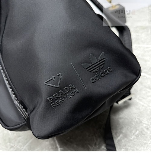 Adidas 프라다x아디다스 리나일론 사이파노 테크니컬 블랙 백팩 2VZ135 Bag 3번 이미지