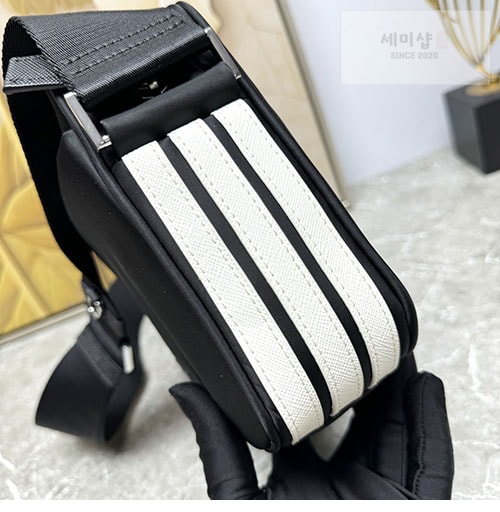 Adidas 프라다x아디다스 리나일론 카메라 숄더백 2VH142 Bag 10번 이미지
