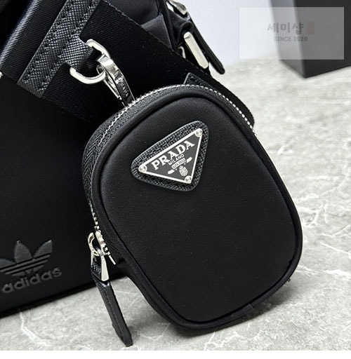 Adidas 프라다x아디다스 리나일론 카메라 숄더백 2VH142 Bag 9번 이미지