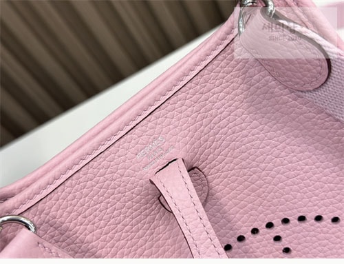 Hermes 에르메스 미니 에블린 16 Mini Evelyne 16 로즈 Bag 15번 이미지
